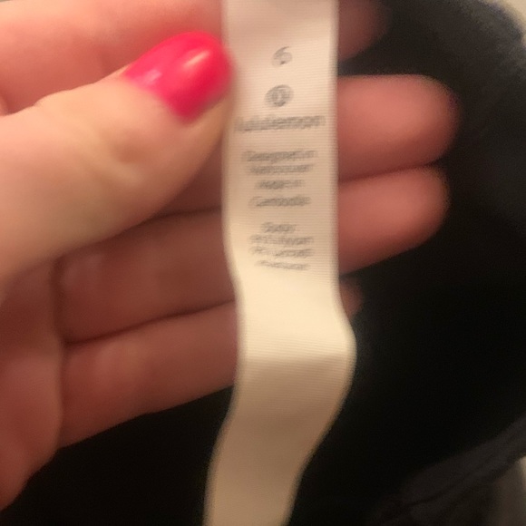 LULUEMON RULU RUN HALF ZIP‼️ - Picture 5 of 5